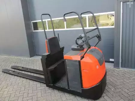 Horizontální vychystávací vozík 2019  Toyota OSE250 (3)