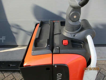 Niederhubwagen 2016  BT LPE 200 (4)