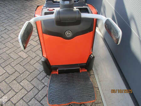 Niederhubwagen 2016  BT LPE 200 (9)