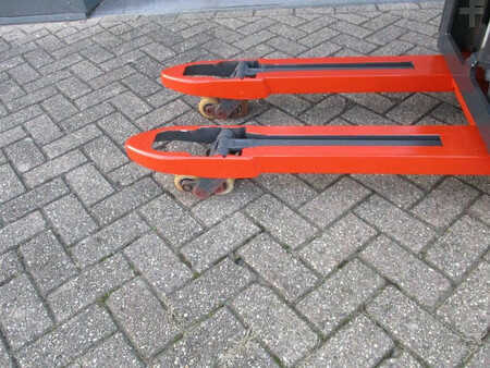 Magasemelésű béka 2020  Linde L14 (9)