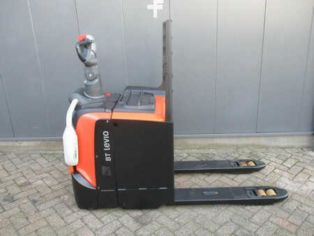 Transpallet elettrici 2020  Toyota LPE250 (3)