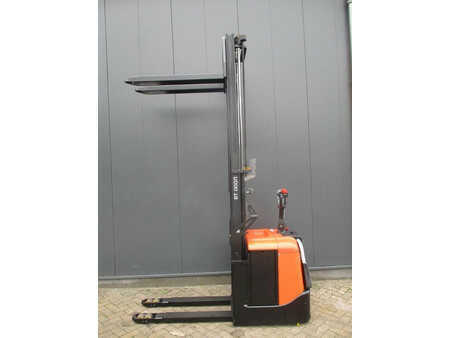 Pallet Stackers 2011  BT SPE125 (12)