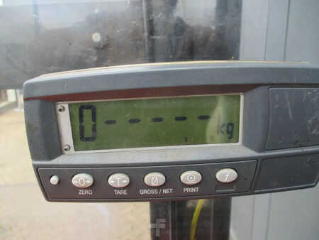 Pallet Stackers 2011  BT SPE125 (9)