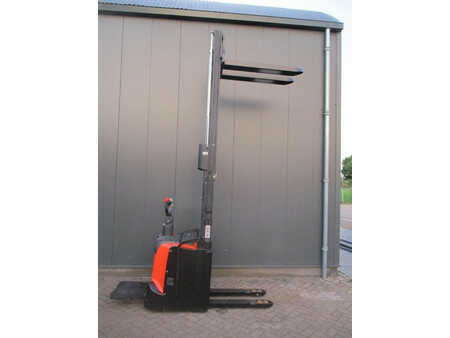 Ruční vysokozdvižný vozík 2016  Toyota SPE120 (11)