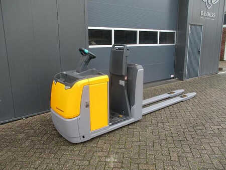 Horisontal ordreplukker 2016  Jungheinrich ECE 225 HP (3)