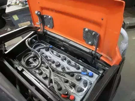 Ruční vysokozdvižný vozík 2018  Toyota SPE200D (9)