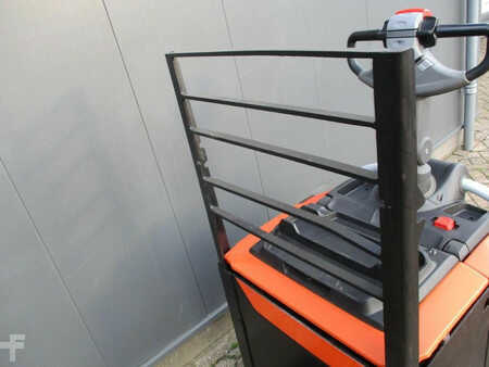 Transpallet elettrici 2018  Toyota LPE250 (5)