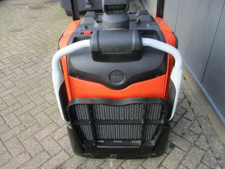 Transpallet elettrici 2018  Toyota LPE250 (10)