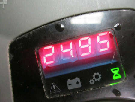 Electric Pallet Trucks 2015  BT LPE200 (8)