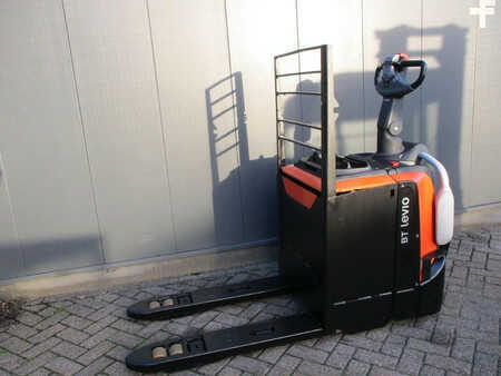 Transpallet elettrici 2018  Toyota LPE250 (1)