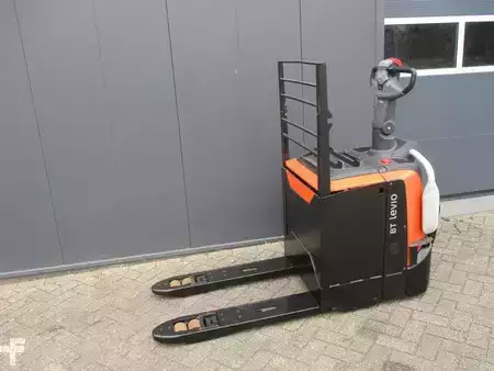 Transpallet elettrici 2018  Toyota LPE250 (2)