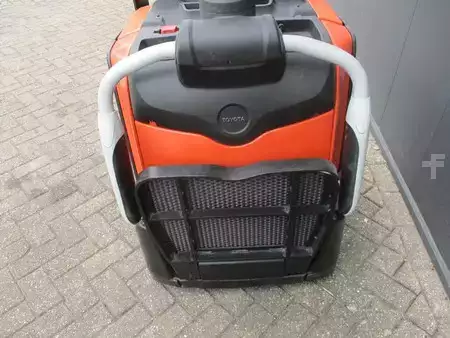 Transpallet elettrici 2018  Toyota LPE250 (4)