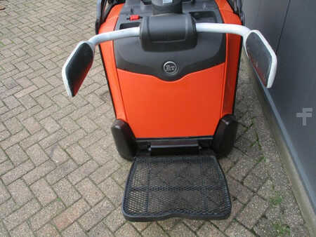 Ruční vysokozdvižný vozík 2016  Toyota SPE120 (6)