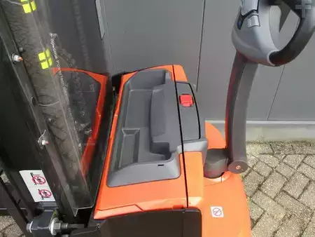 Ruční vysokozdvižný vozík 2018  Toyota SWE140L (10)