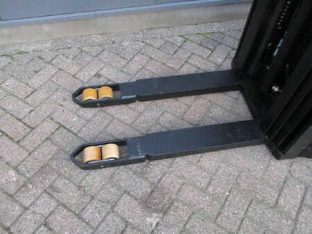 Stapelaars 2007  BT SPE125 (5)