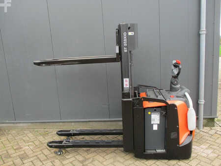 Pallet Stackers 2016  BT SPE200D (9)