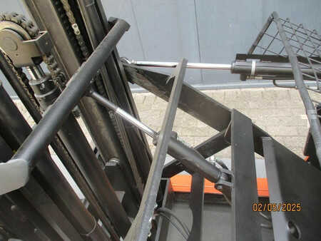Reachstacker 2011  BT RWE 120 (7)
