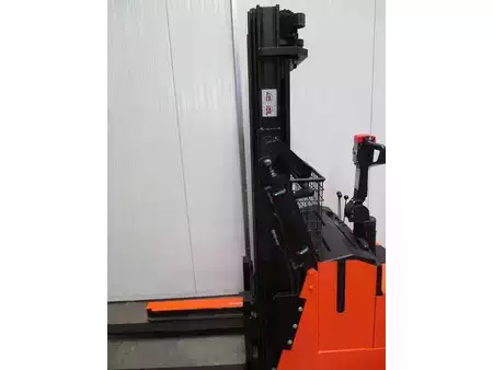 Hochhubwagen 2011  BT RWE120 (5)