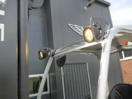 Chariots électriques à 4 roues 2018  Still RX 60-25 (7)