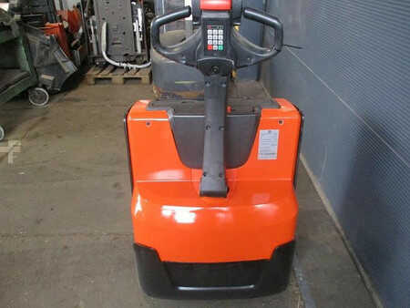 Niederhubwagen 2011  BT LWE 160 (5)