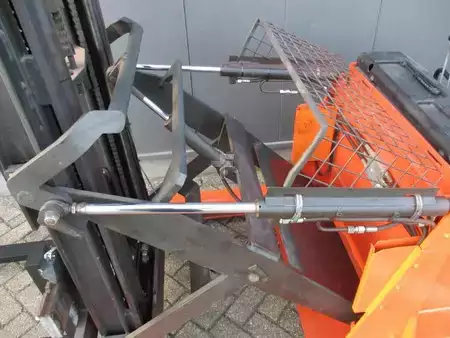 Pinontavaunu 2012  Toyota RWE120 (7)