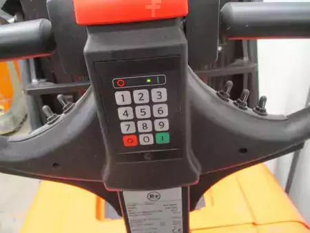 Hochhubwagen 2016  BT SPE 120 XR (15)