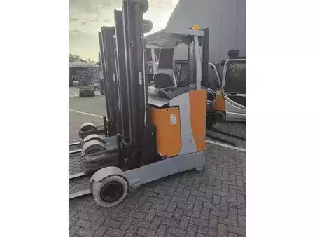 Reach Trucks 2019  Still FM-X20 SE (1)