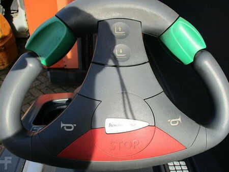 Chariots tracteurs 2010  Jungheinrich EZS 130 (6)