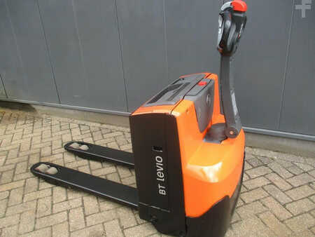 Niederhubwagen 2014  BT LWE 160 (3)