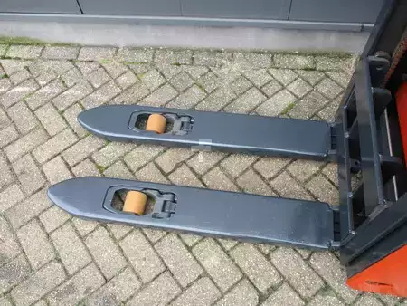 Pinontavaunu 2016  Linde L12i (4)