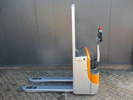 Transpalettes éléctriques 2015  Still EXU16 (1)