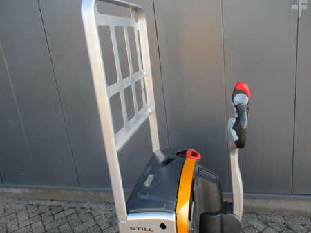 Transpalettes éléctriques 2015  Still EXU16 (6)