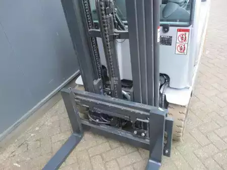 Carrelli elettrici 3 ruote 2018  Still RX20-15 (8)