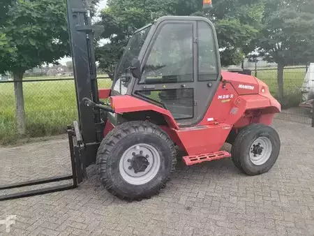 Empilhador diesel 2017  Manitou M26-2 P ST3B S4-EU (1)