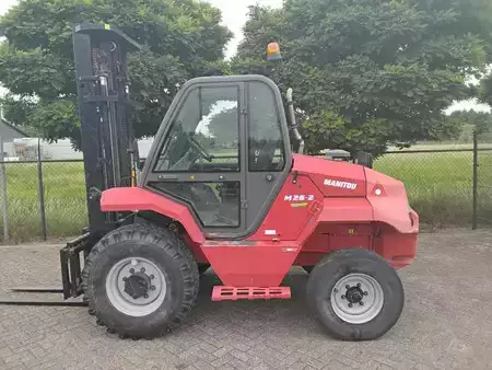 Empilhador diesel 2017  Manitou M26-2 P ST3B S4-EU (2)