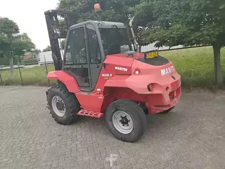 Empilhador diesel 2017  Manitou M26-2 P ST3B S4-EU (3)