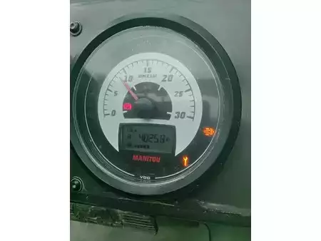 Empilhador diesel 2017  Manitou M26-2 P ST3B S4-EU (9)