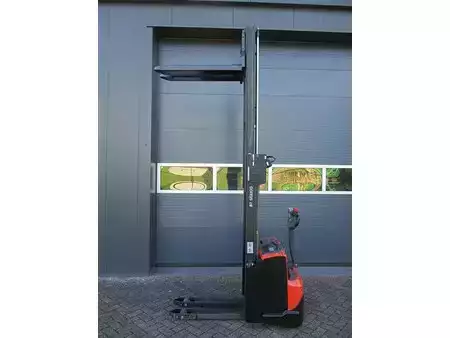 Pinontavaunu 2017  Toyota SWE140 (11)