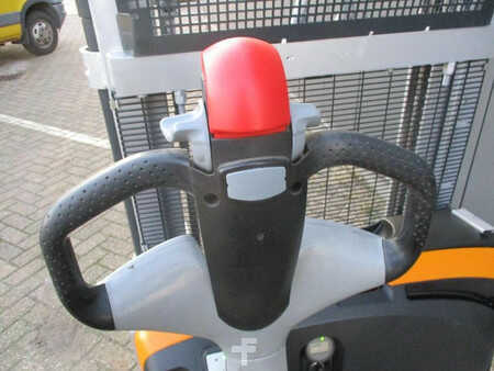 Stapelaars 2016  Still EXV12 (4)