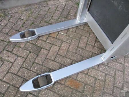 Stapelaars 2016  Still EXV12 (6)