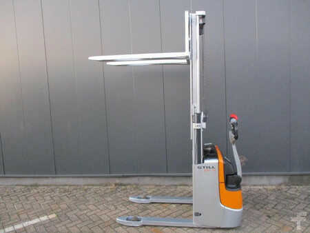 Stapelaars 2016  Still EXV12 (7)