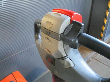 El-pallevogn 2010  BT LWE 160 (6)