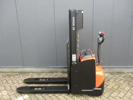 Pallestabler 2018  Toyota SWE140L (1)