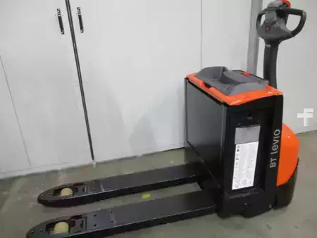 Elektrische palletwagens 2021  Toyota LWE200 (2)