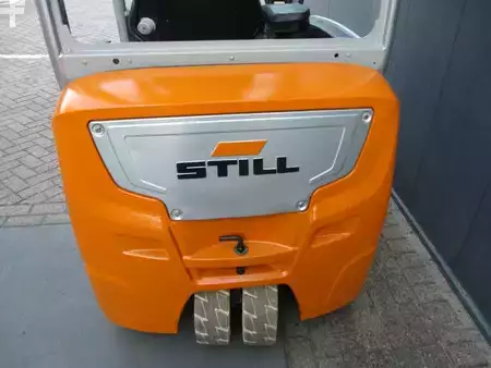 Chariots électriques à 3 roues 2019  Still RX20-20L (10)