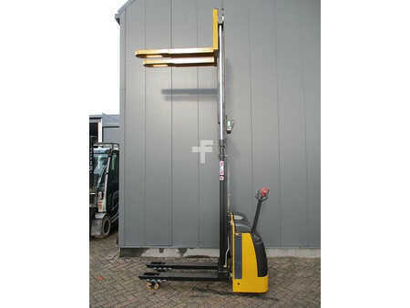Ruční vysokozdvižný vozík 2001  CAT Lift Trucks NSP12K1 (11)