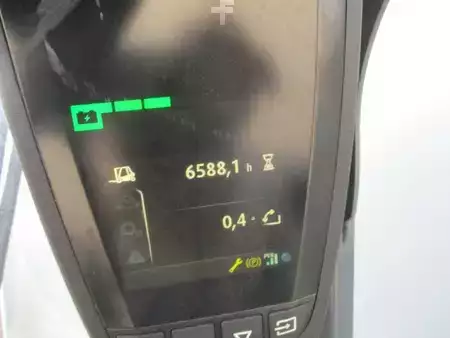 Sähkö - 4 pyör 2019  Linde E16L-02 (10)
