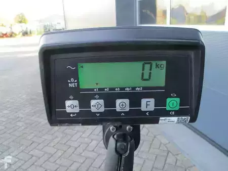 Lavtløftende truck 2019  Toyota LWE160 (5)