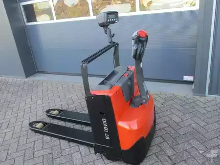 Wózki niskiego podnoszenia 2019  Toyota LWE160 (3)