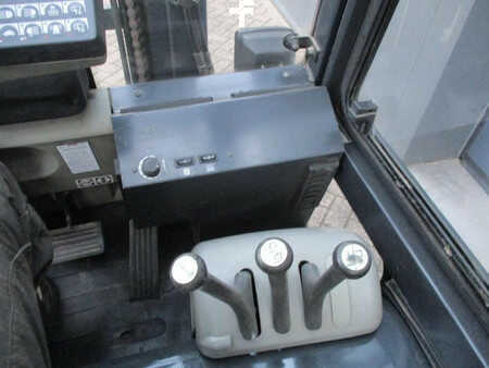 El truck - 4 hjulet 2005  Still RX60-25 (5)